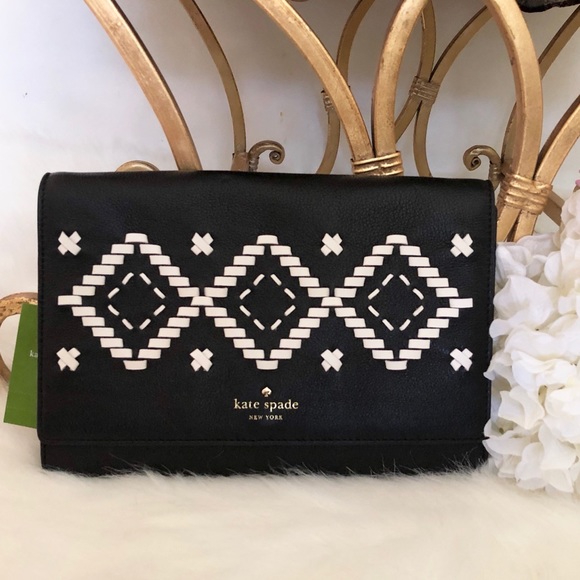 kate spade Handbags - Kate Spade♠️NWT Black and White Crossbody Bag
